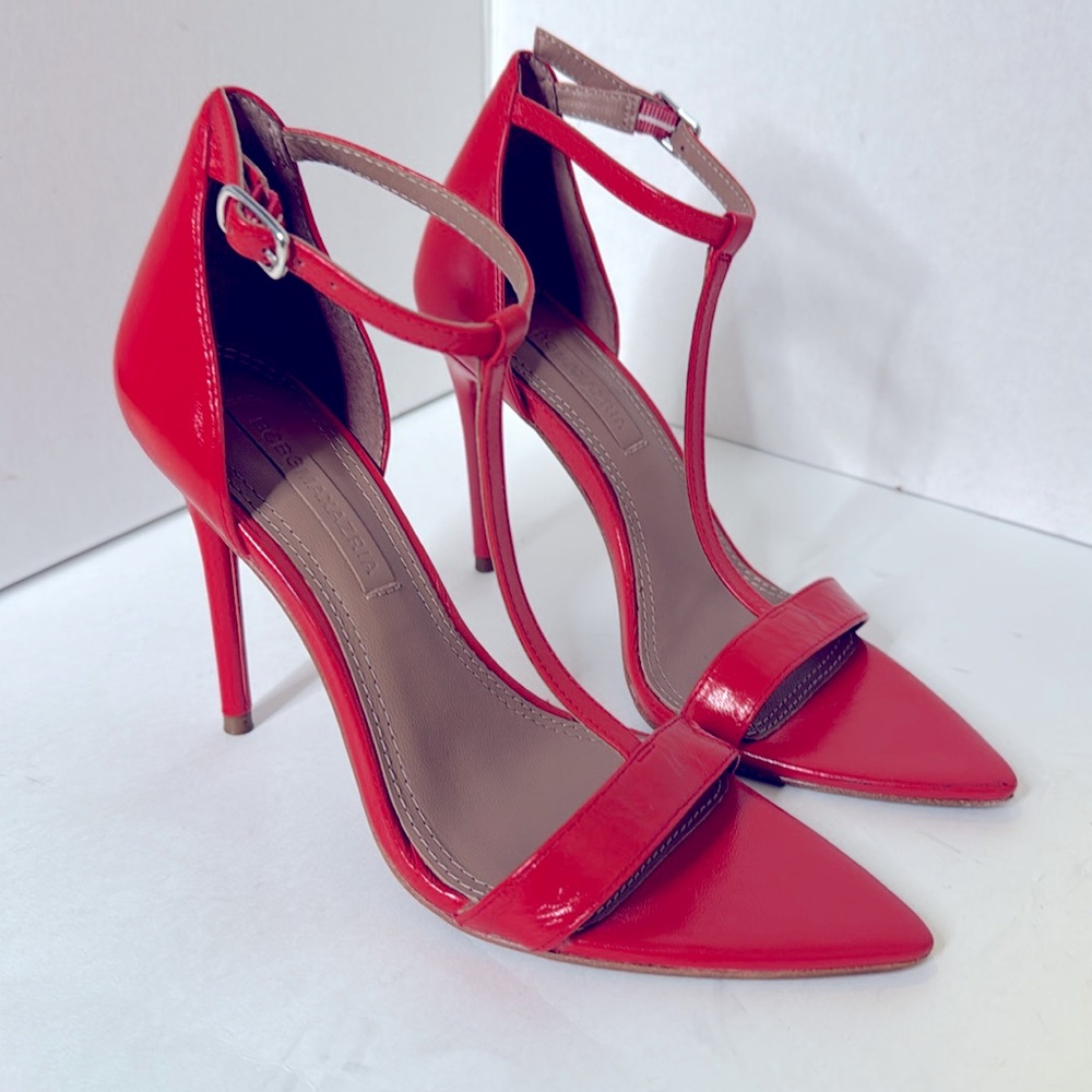 BCBGMAXAZRIA Red Strappy 4” Heels Women's Size 5.5B Side Buckle Closure
